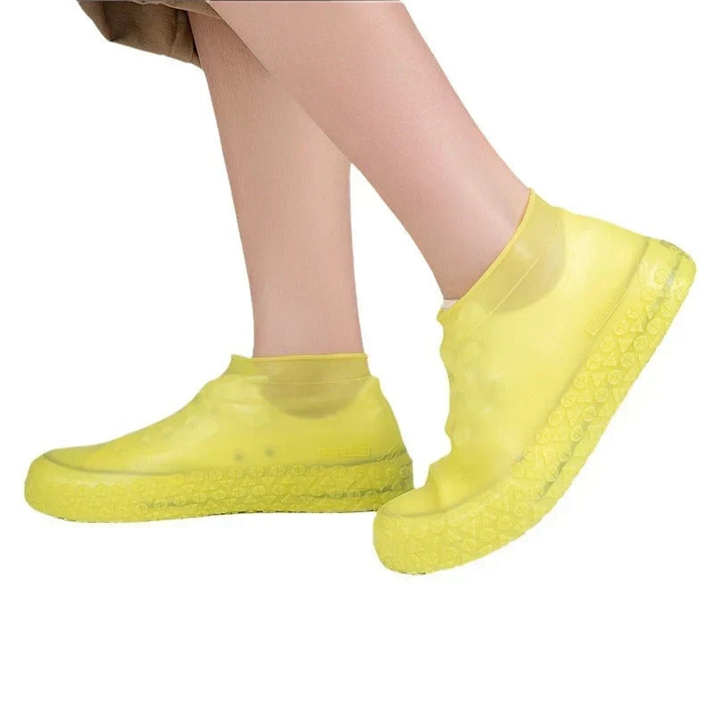 Stop Soaked Sneakers! Heavy-Duty Rain Shoe Covers โ Anti-Slip & Fold Into Your Bag